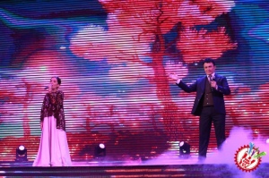 Улуғбек Раҳматуллаевнинг концерт дастуридан фоторепортаж