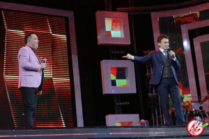 Улуғбек Раҳматуллаевнинг концерт дастуридан фоторепортаж