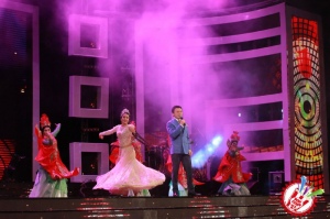 Улуғбек Раҳматуллаевнинг концерт дастуридан фоторепортаж