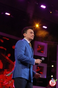 Улуғбек Раҳматуллаевнинг концерт дастуридан фоторепортаж