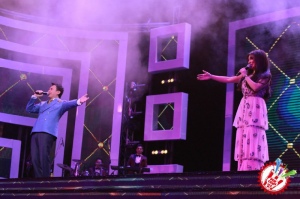 Улуғбек Раҳматуллаевнинг концерт дастуридан фоторепортаж