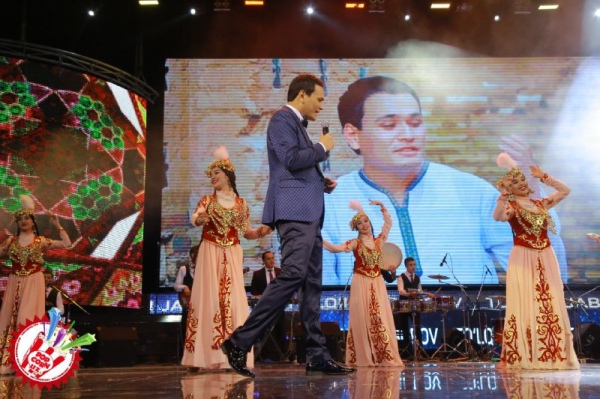 Тўлқин Жабборовнинг яккахон концертининг илк кунидан