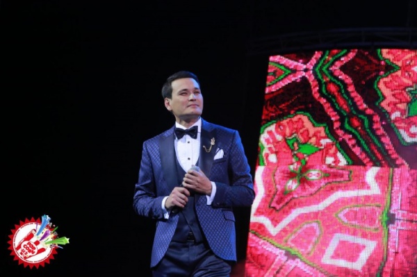 Тўлқин Жабборовнинг яккахон концертининг илк кунидан