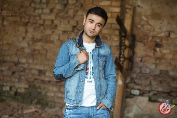 Шоҳруҳхондан премьера \"Сен йиғлама\"