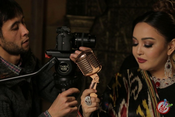 Юлдуз Турдиева янги клип суратга олдирди