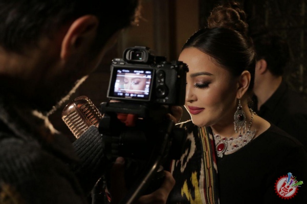 Юлдуз Турдиева янги клип суратга олдирди