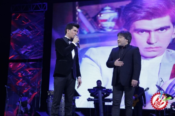 Сардор Мамадалиевнинг "Устозларим" номли ижодий кечасидан фоторепортаж