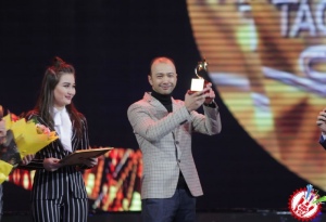 "Мавсум хитлари" тақдимот маросимидан фоторепортаж