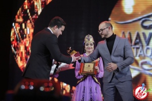 "Мавсум хитлари" тақдимот маросимидан фоторепортаж