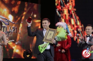 "Мавсум хитлари" тақдимот маросимидан фоторепортаж