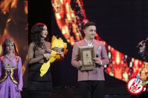 "Мавсум хитлари" тақдимот маросимидан фоторепортаж