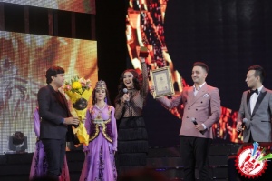 "Мавсум хитлари" тақдимот маросимидан фоторепортаж