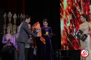 "Мавсум хитлари" тақдимот маросимидан фоторепортаж