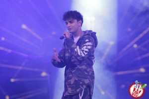 "Тарона шоу" галаконцертидан фоторепортаж