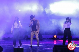 "Тарона шоу" галаконцертидан фоторепортаж