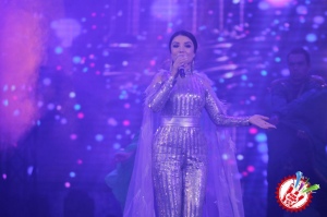 "Тарона шоу" галаконцертидан фоторепортаж