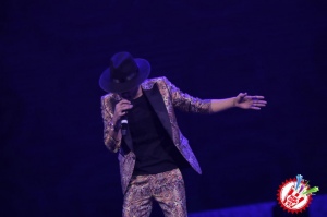 "Тарона шоу" галаконцертидан фоторепортаж