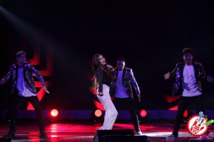 "Тарона шоу" галаконцертидан фоторепортаж