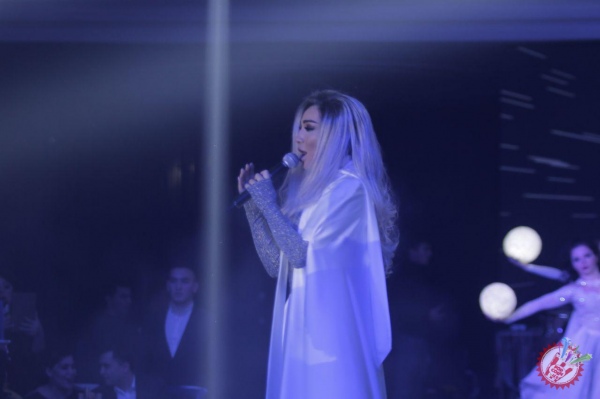 Муниса Ризаеванинг "Янги йил эртаги" номи яккахон концерт дастуридан фоторепортаж