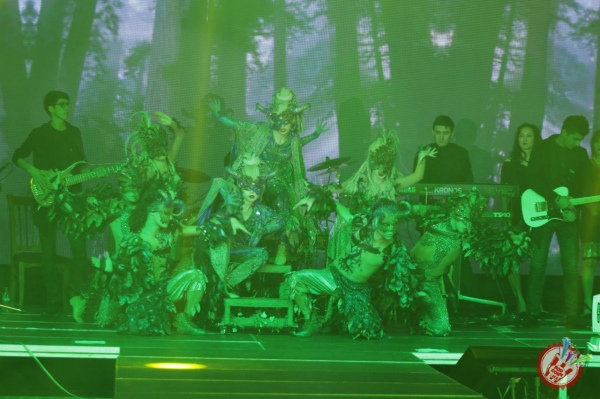 Муниса Ризаеванинг "Янги йил эртаги" номи яккахон концерт дастуридан фоторепортаж