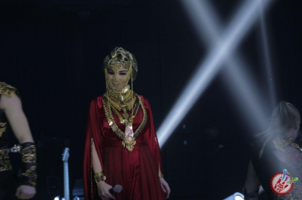 Муниса Ризаеванинг \"Янги йил эртаги\"