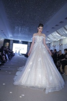 Нариман Григорян навбатдаги либослари коллекциясини тақдим қилди