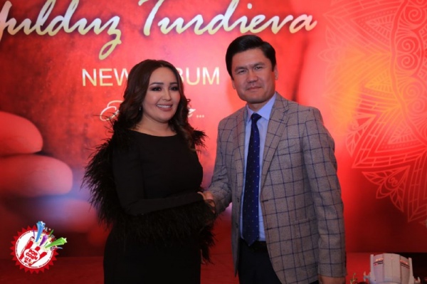 Юлдуз Турдиева илк альбом тақдимотини ўтказди