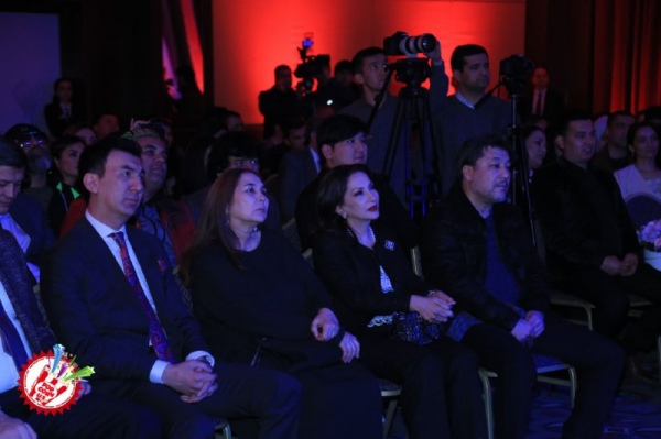 Юлдуз Турдиева илк альбом тақдимотини ўтказди