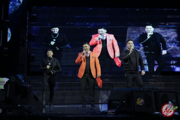 "АЁЛ БОРКИ, ОЛАМ МУНАВВАР" номли галаконцерт бўлиб ўтди