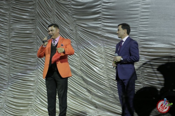 "АЁЛ БОРКИ, ОЛАМ МУНАВВАР" номли галаконцерт бўлиб ўтди