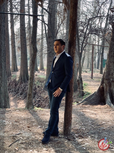 Абдували Ражабов \"Онажон\" таронасини тақдим қилди