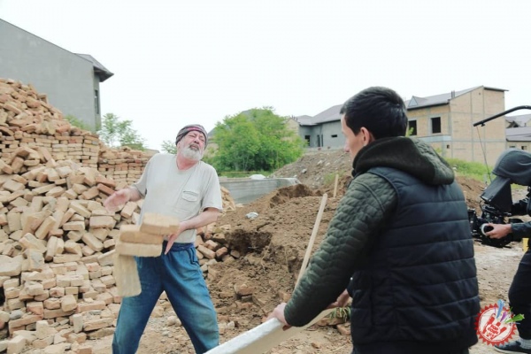 Аҳад Қаюм \"Отажон\" номли фильмга қўл урди