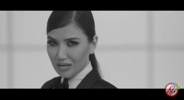 Манзура тез кунда  янги клипини намойиш этади