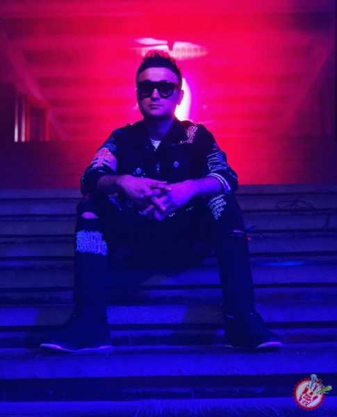 Шоҳруҳхондан тез кунда янги видеоклип