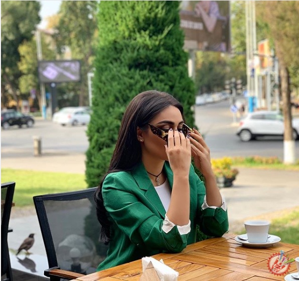 Муниса Ризаева яна янги клипга қўл урди