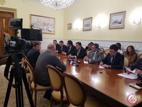 РОССИЯДА ЎЗБЕК КИНОСИ КУНЛАРИ БЎЛИБ ЎТМОҚДА.