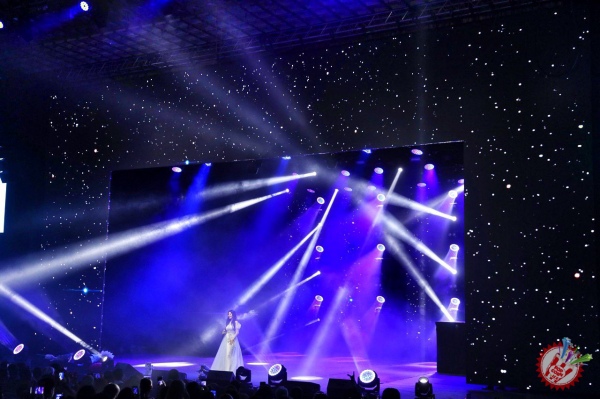 Шаҳзода Бишкекда яккахон концерт дастурини тақдим қилди