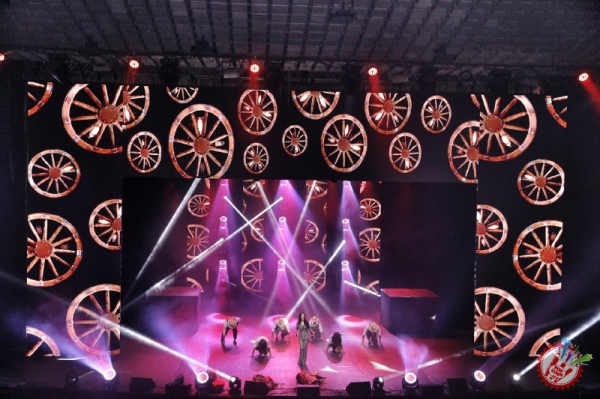 Шаҳзода Бишкекда яккахон концерт дастурини тақдим қилди