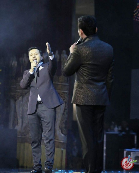 Улуғбек Раҳматуллаевнинг яккахон концерт дастури бўлиб ўтмоқда