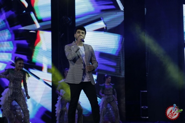 Тарона шоу янги йил галаконцерти бўлиб ўтди