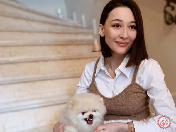 Лола фарзанд кутмоқда