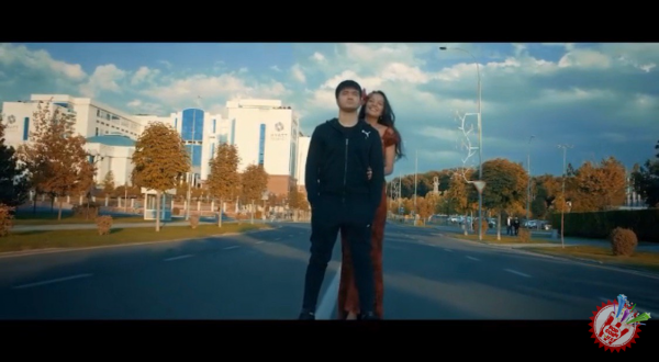 \"Маликам ёҳуд ланъатланган севги\"