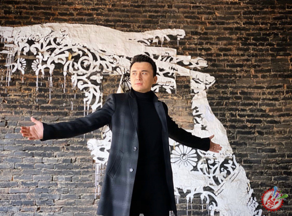 Улуғбек Раҳматуллаевдан туркча тарона