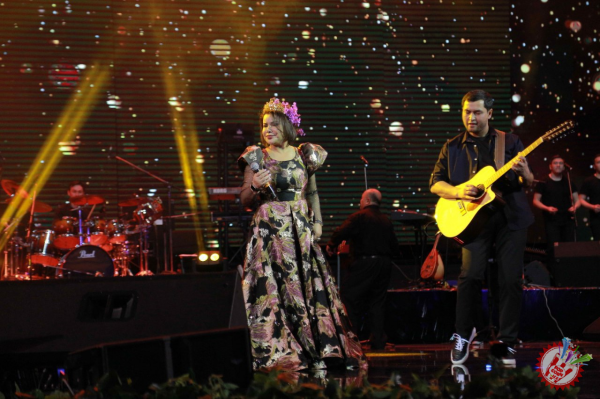 Юлдуз Усмонованинг концерт дастурига старт берилди