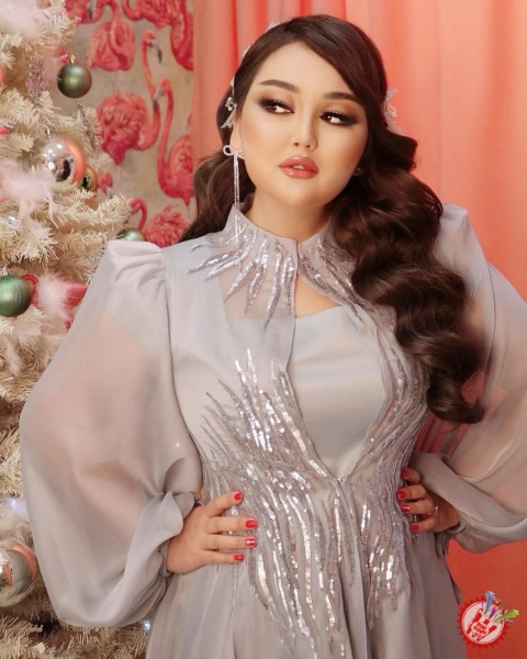 Умидахоннинг янги кўринишига баҳо беринг