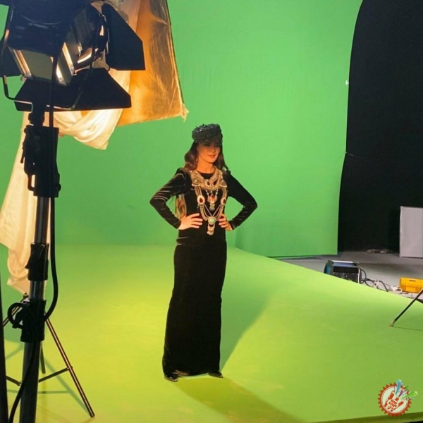 Ҳулкар Абдуллаева янги клипга қўл урди