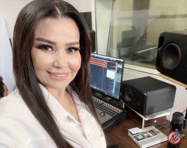 Ҳосила Раҳимова концертга қизғин тайёрланмоқда