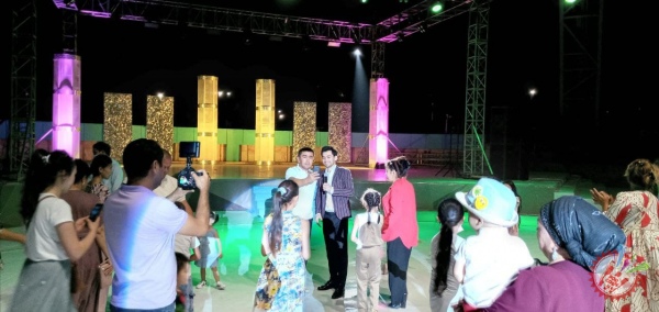 “Кўнгилларда Ватан мадҳи” номли галаконцерт бўлиб ўтди