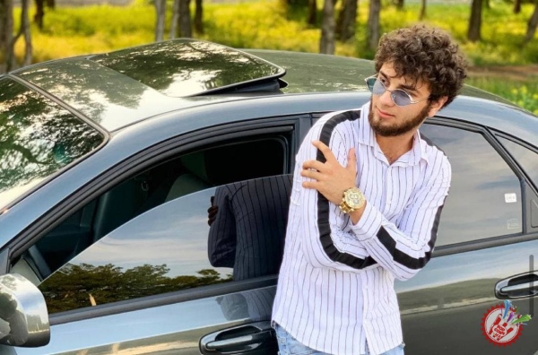 Бегги янги таронасини тақдим этади