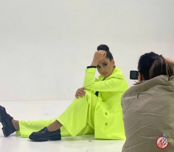 Дилсўз мухлисларига совға тайёрламоқда